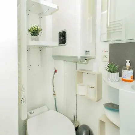 Studio Champs Elysees - Arc De Triomphe Apartamento *